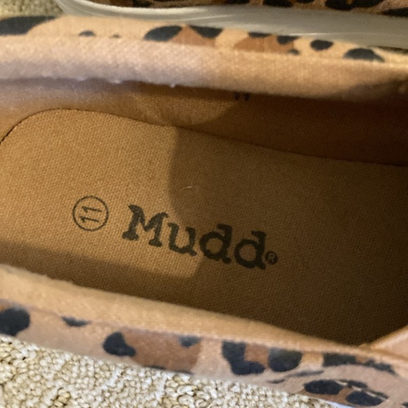 Mudd leopard print sneakers - Picture 2 of 5